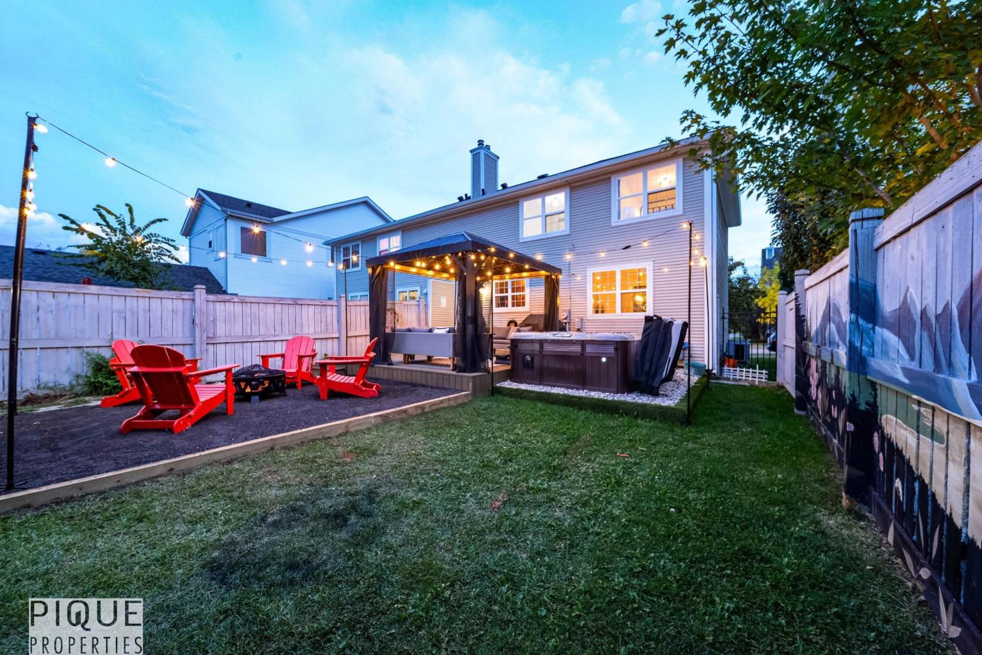 5 Bedroom Nordic Home, Pet Friendly, Garage, Wifi, Foosball! Edmonton Exterior foto